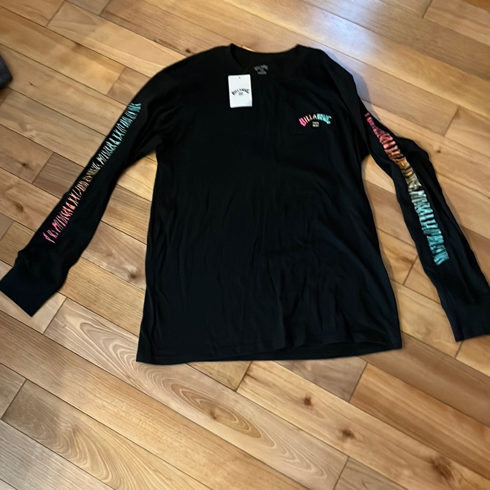 NWT Billabong long sleeve t shirt size large